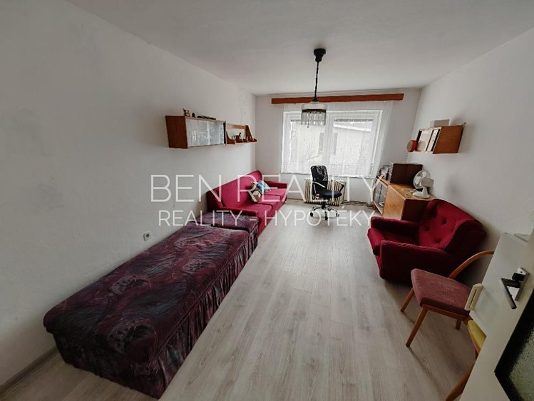 Prodej rodinného domu 82 m², pozemek 301 m² - foto 6