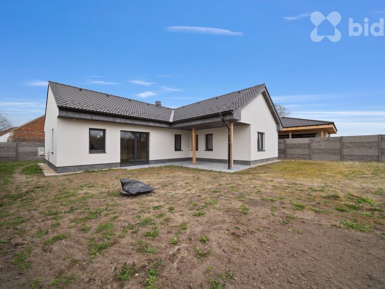 Prodej rodinného domu 162 m², pozemek 1 098 m² - foto 5