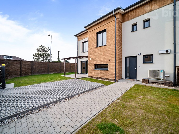 Prodej rodinného domu 139 m², pozemek 453 m² - foto 5