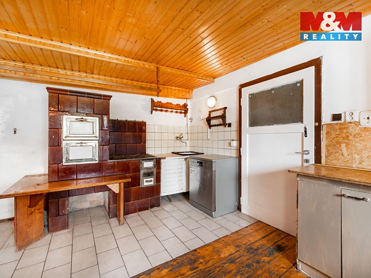 Prodej  rodinného domu 350 m², pozemek 2 607 m² - foto 4