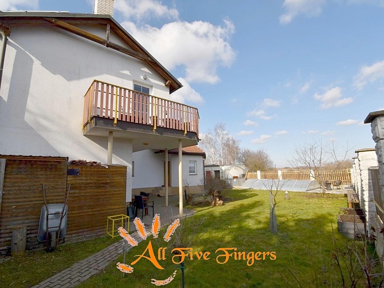 Pronájem rodinného domu 95 m², pozemek 591 m² - foto 2