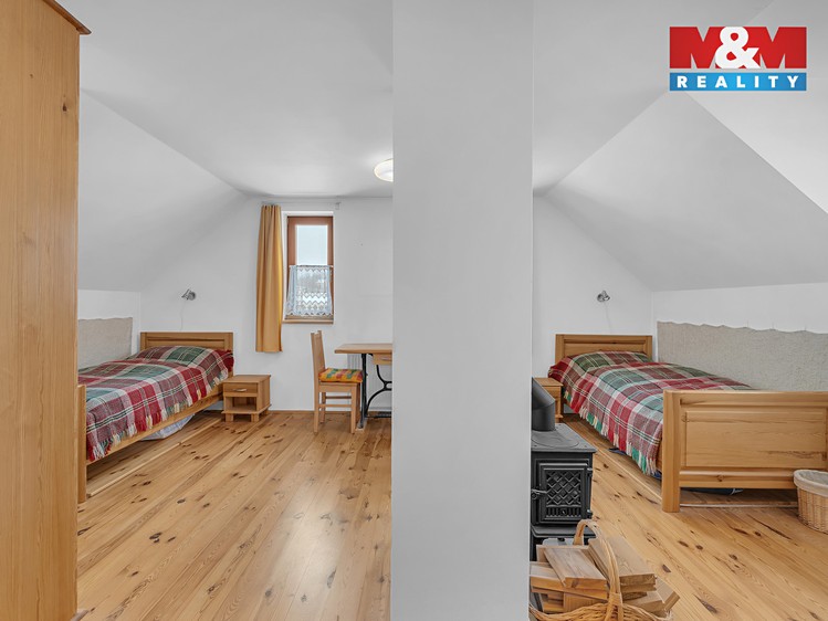 Pronájem rodinného domu 88 m², pozemek 183 m² - foto 4