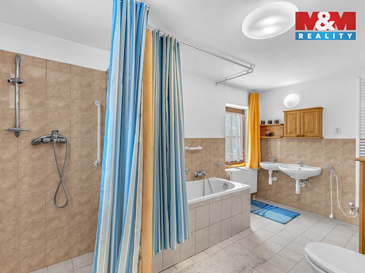 Pronájem rodinného domu 88 m², pozemek 183 m² - foto 6