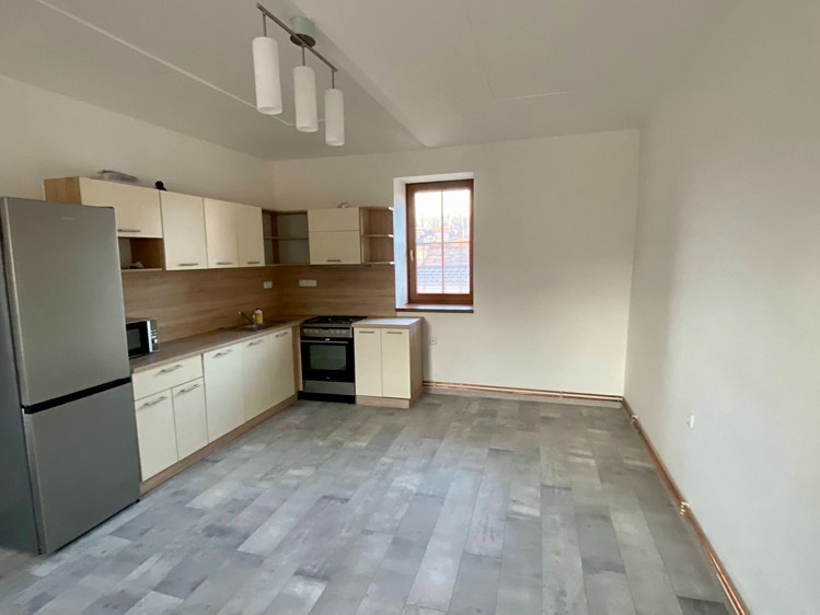 Pronájem rodinného domu 136 m², pozemek 584 m² - foto 8