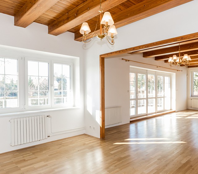 Pronájem rodinného domu 350 m², pozemek 779 m² - foto 4