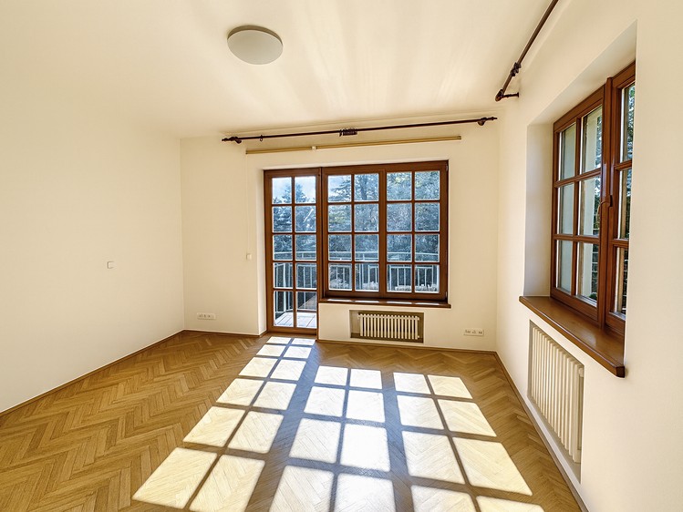 Pronájem vily 316 m², pozemek 522 m² - foto 5
