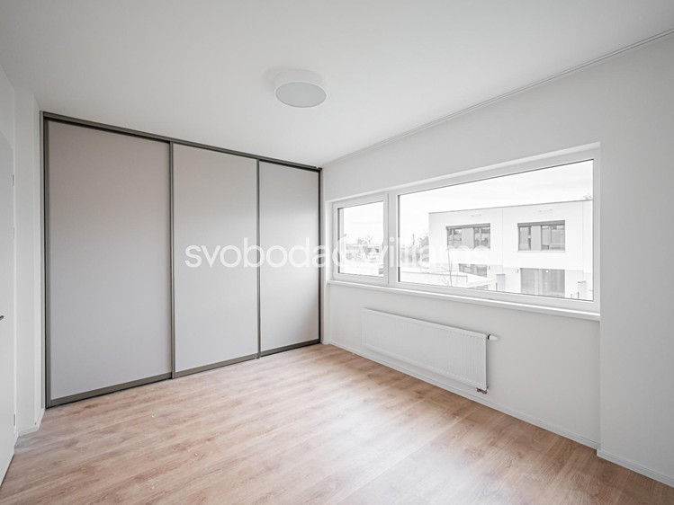 Pronájem rodinného domu 139 m², pozemek 129 m² - foto 8