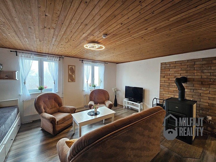 Pronájem rodinného domu 94 m², pozemek 1 116 m² - foto 4