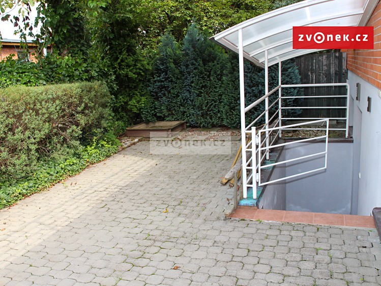 Pronájem rodinného domu 200 m², pozemek 430 m² - foto 6