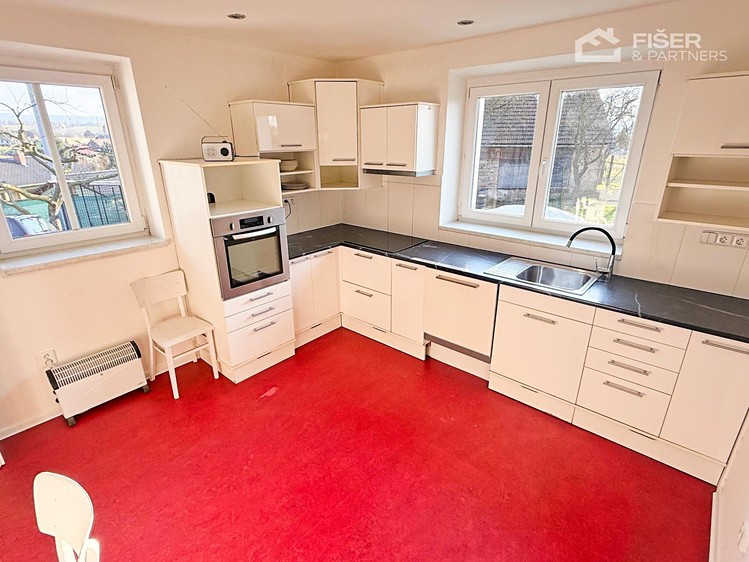 Pronájem rodinného domu 125 m², pozemek 600 m² - foto 2