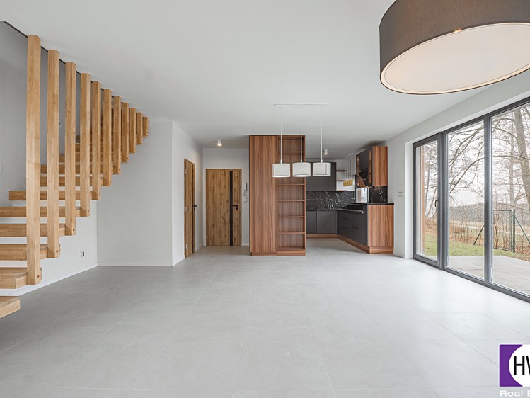 Pronájem rodinného domu 110 m², pozemek 80 m² - foto 2