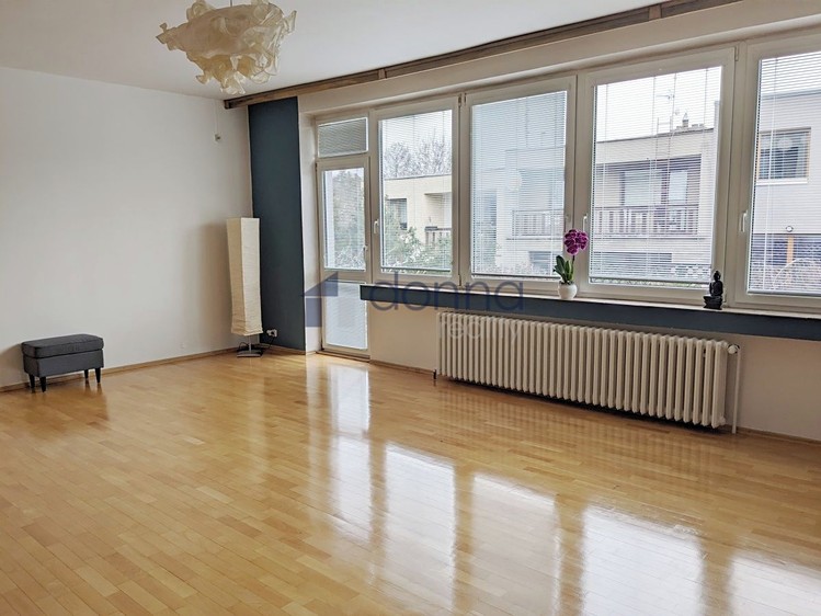 Pronájem rodinného domu 260 m², pozemek 143 m² - foto 2
