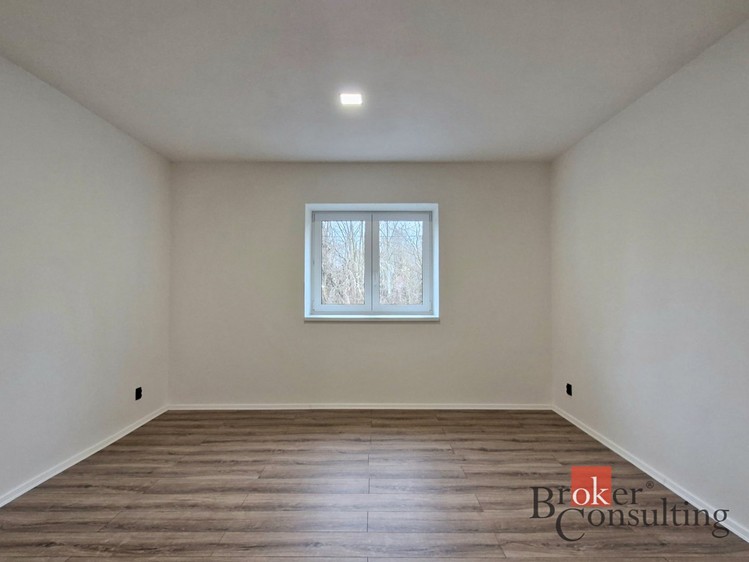 Pronájem  rodinného domu 114 m², pozemek 270 m² - foto 3