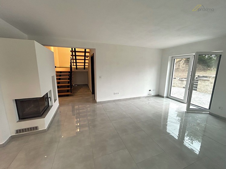 Pronájem rodinného domu 168 m², pozemek 786 m² - foto 8