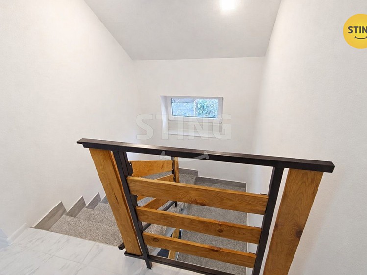 Pronájem rodinného domu 433 m², pozemek 534 m² - foto 5