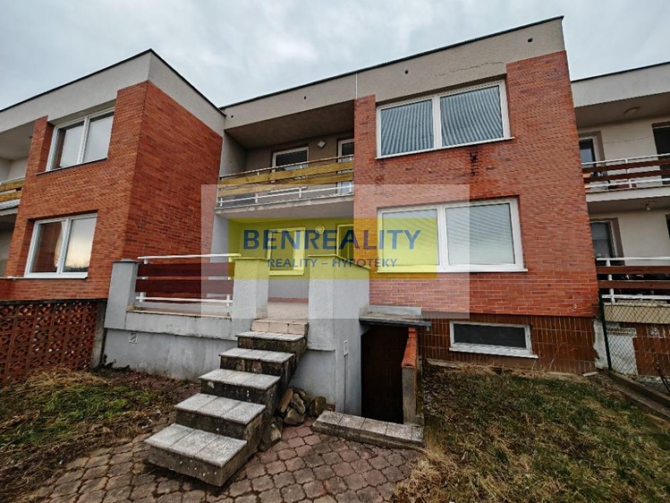 Pronájem rodinného domu 220 m², pozemek 200 m² - foto 1