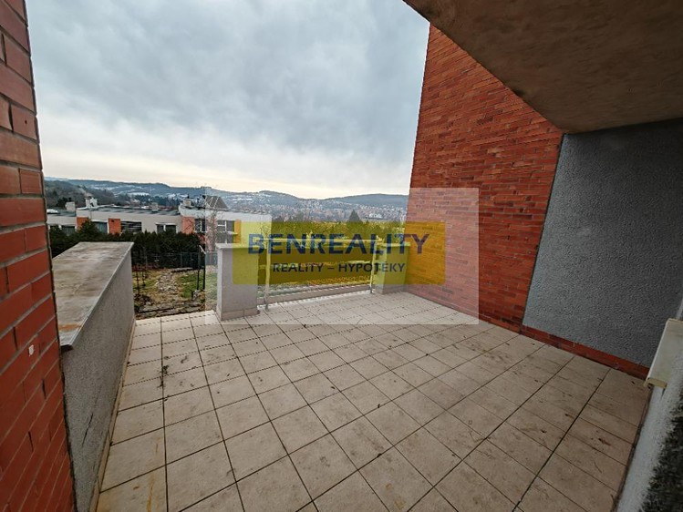 Pronájem rodinného domu 220 m², pozemek 200 m² - foto 4