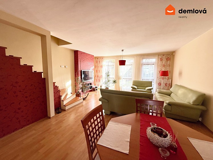Pronájem rodinného domu 100 m², pozemek 180 m² - foto 5