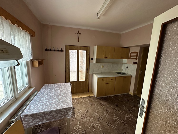 Pronájem rodinného domu 100 m², pozemek 630 m² - foto 7