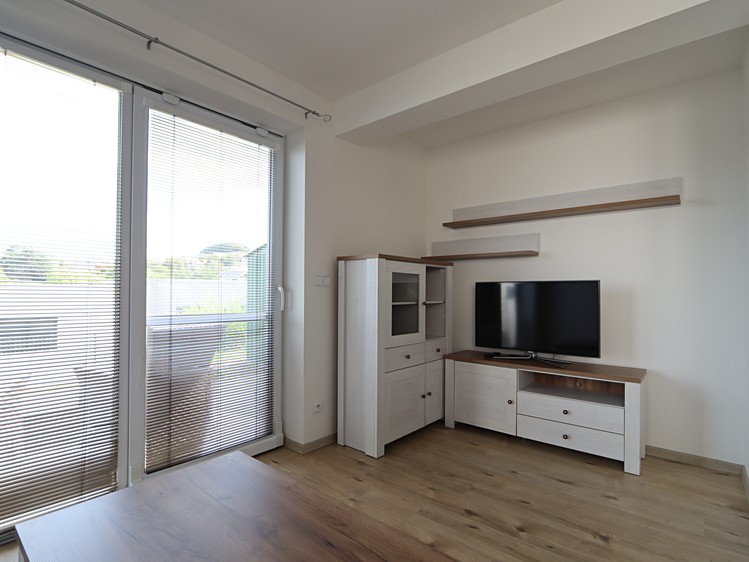 Pronájem rodinného domu 98 m², pozemek 225 m² - foto 8