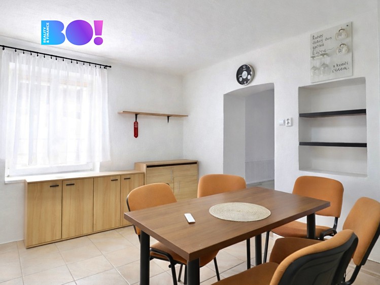 Pronájem  rodinného domu 130 m², pozemek 1 524 m² - foto 4