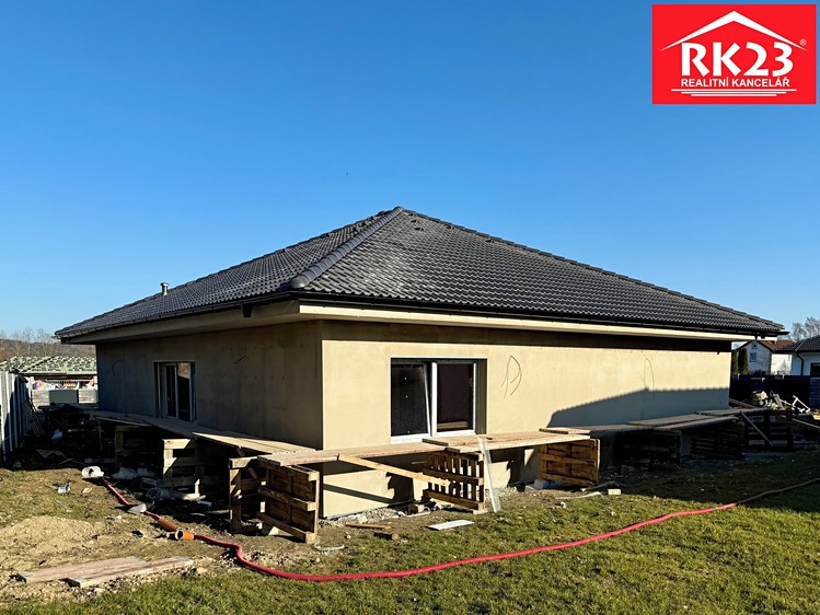 Pronájem rodinného domu 150 m², pozemek 934 m² - foto 3
