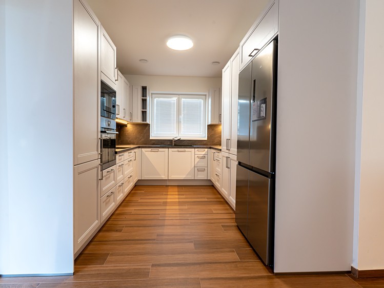 Pronájem rodinného domu 110 m², pozemek 607 m² - foto 2