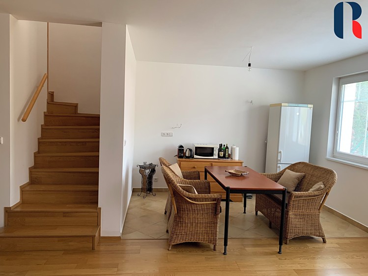 Pronájem rodinného domu 173 m², pozemek 636 m² - foto 7