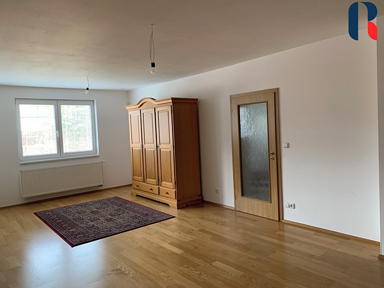 Pronájem rodinného domu 173 m², pozemek 636 m² - foto 6