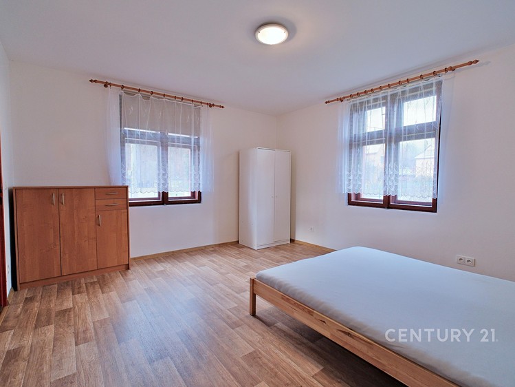 Pronájem rodinného domu 40 m², pozemek 644 m² - foto 4