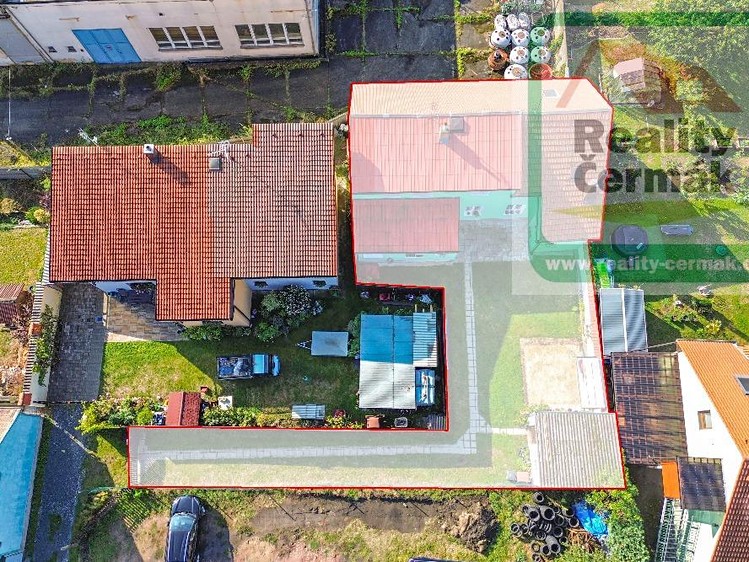 Pronájem rodinného domu 224 m², pozemek 346 m² - foto 3