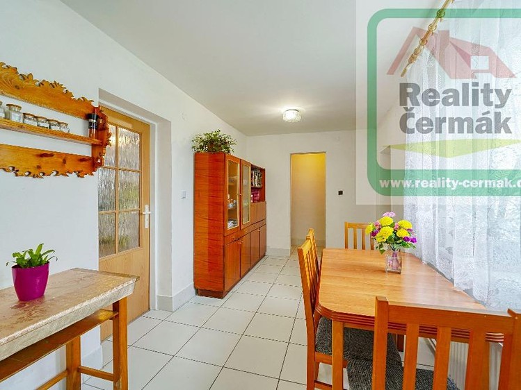 Pronájem rodinného domu 224 m², pozemek 346 m² - foto 6