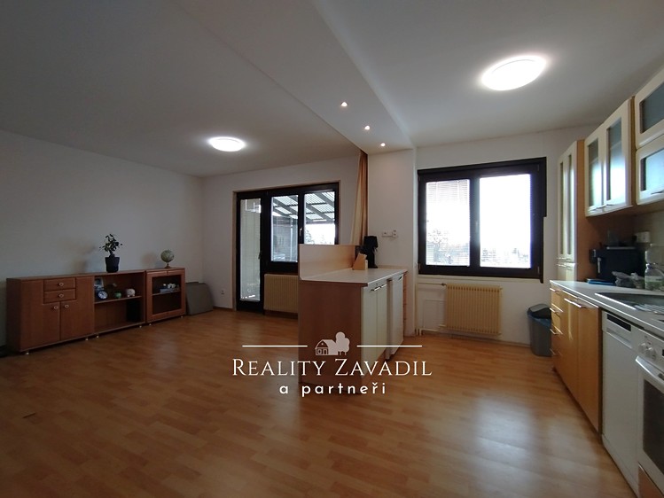Pronájem  rodinného domu 100 m², pozemek 565 m² - foto 5
