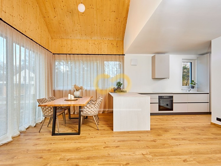 Pronájem rodinného domu 194 m², pozemek 1 149 m² - foto 7