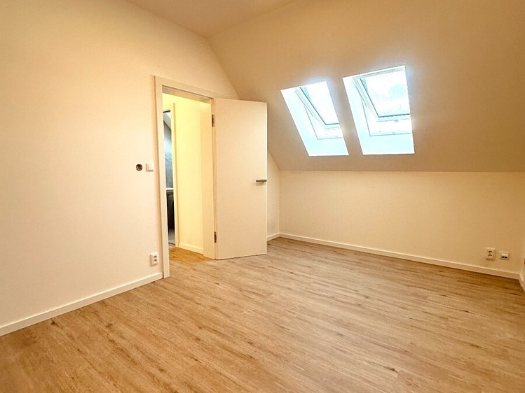 Pronájem rodinného domu 120 m², pozemek 491 m² - foto 5