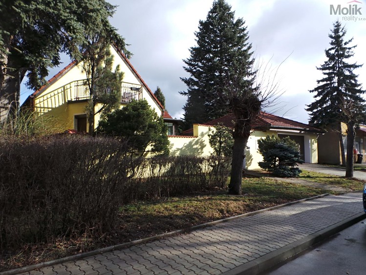 Pronájem rodinného domu 166 m², pozemek 2 318 m² - foto 3