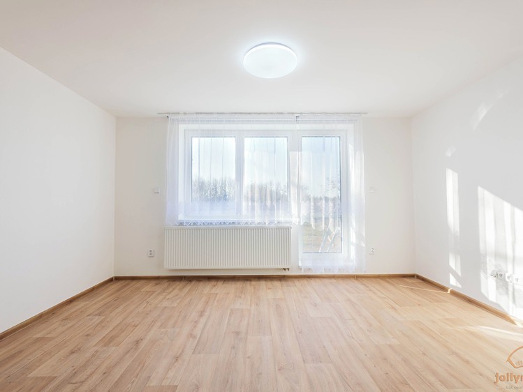 Pronájem rodinného domu 166 m², pozemek 1 723 m² - foto 6