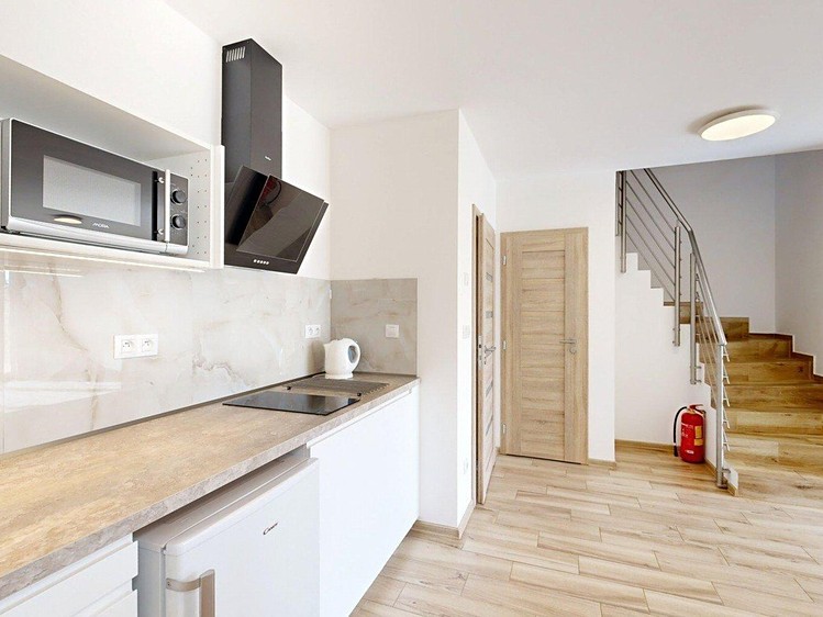 Pronájem rodinného domu 111 m², pozemek 147 m² - foto 4