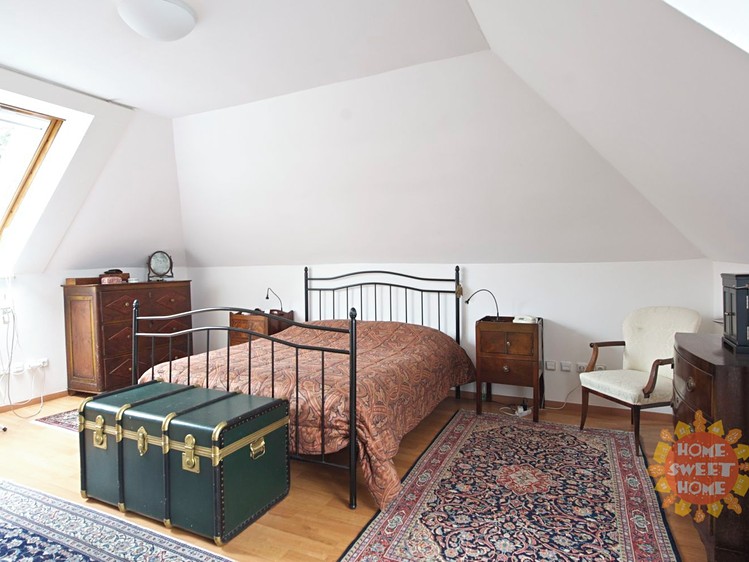 Pronájem rodinného domu 417 m², pozemek 1 208 m² - foto 2