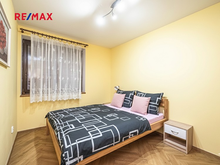 Pronájem  rodinného domu 150 m², pozemek 684 m² - foto 4