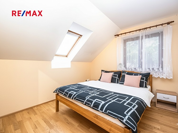 Pronájem  rodinného domu 150 m², pozemek 684 m² - foto 5