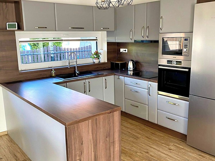 Pronájem rodinného domu 150 m², pozemek 879 m² - foto 3