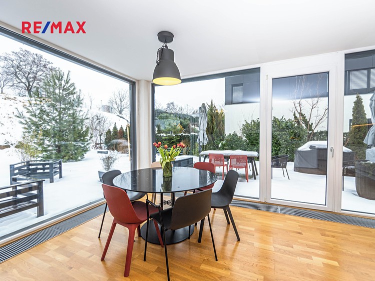 Pronájem  vily 150 m², pozemek 93 m² - foto 6