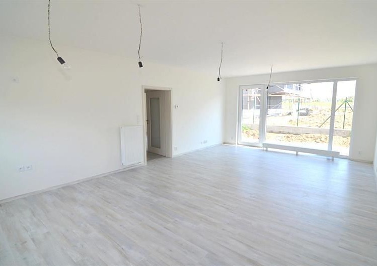 Pronájem rodinného domu 140 m², pozemek 115 m² - foto 8