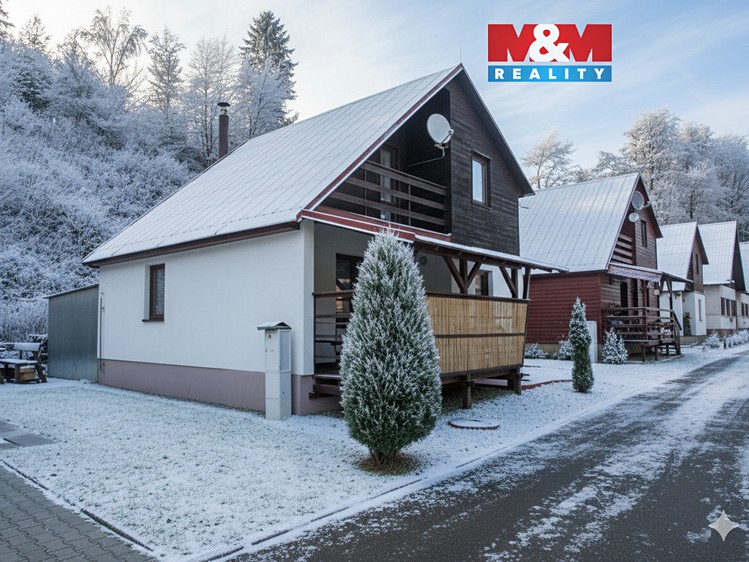 Pronájem chaty 100 m², pozemek 163 m² - foto 1