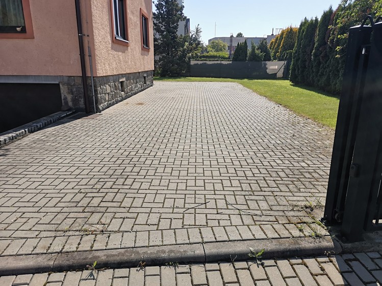 Pronájem rodinného domu 160 m², pozemek 779 m² - foto 5