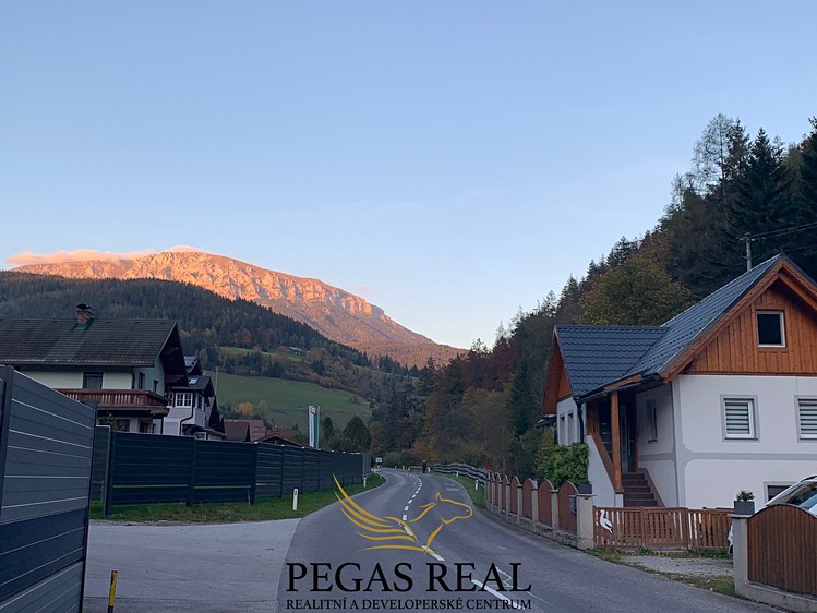 Prodej vily 107 m², pozemek 994 m² - foto 2
