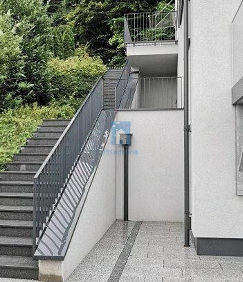 Prodej vily 386 m², pozemek 1 295 m² - foto 7