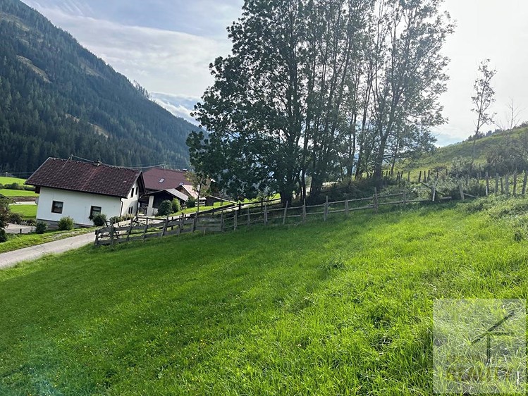 Prodej  stavebního pozemku 819 m² - foto 3