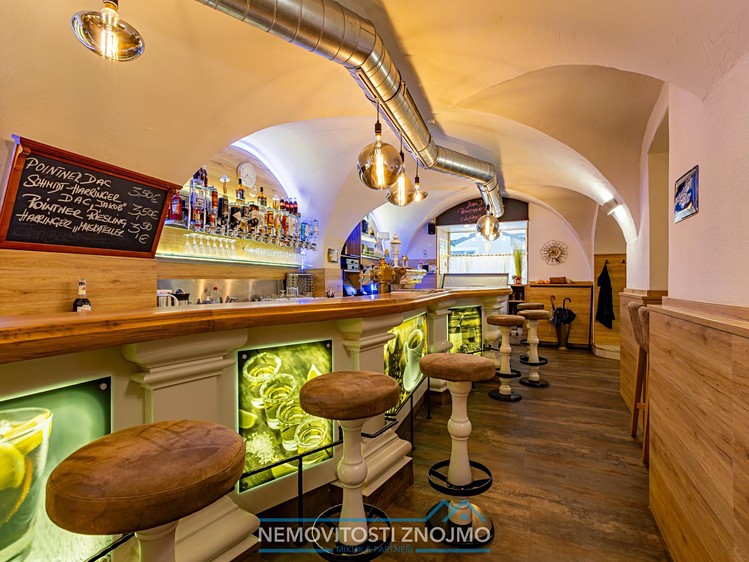 Prodej restaurace 200 m² - foto 7